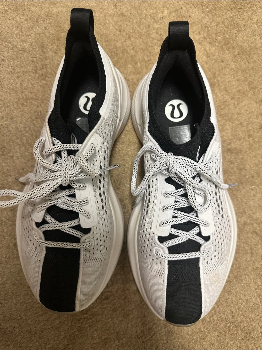 lululemon athletica Men's White and Black Knit Running Sneakers